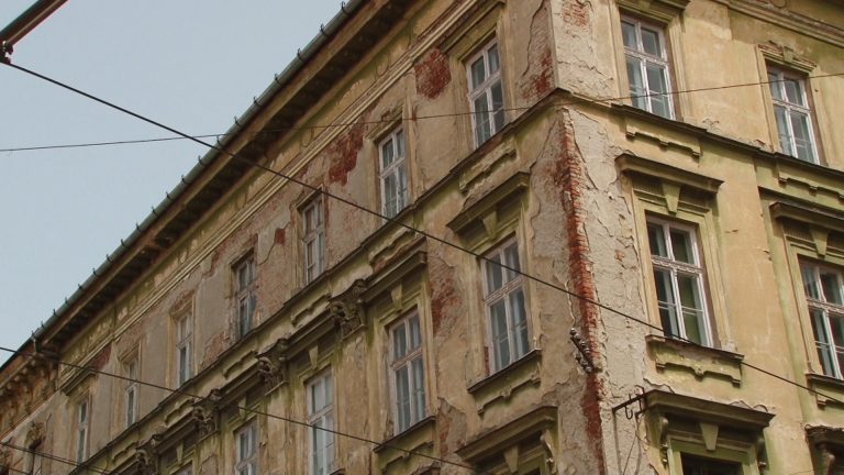 Proprietari de clădiri istorice din Timișoara, pregătiți banii! 8.000 de lei fiecare!