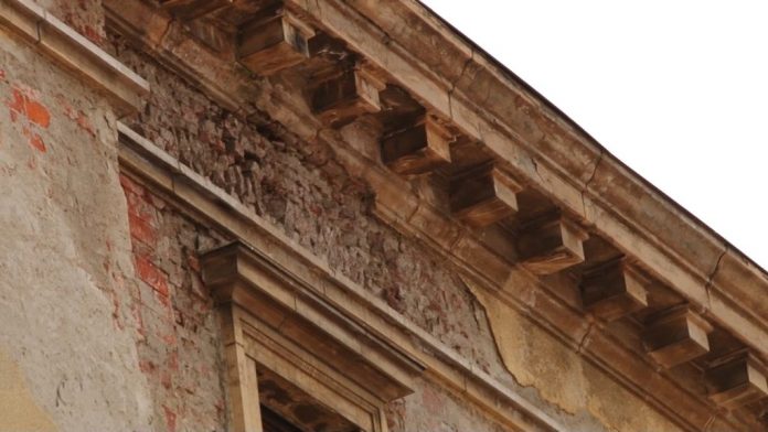 CLADIRI-VECHI-PIATA-LIBERTATII.Still030-1024x576