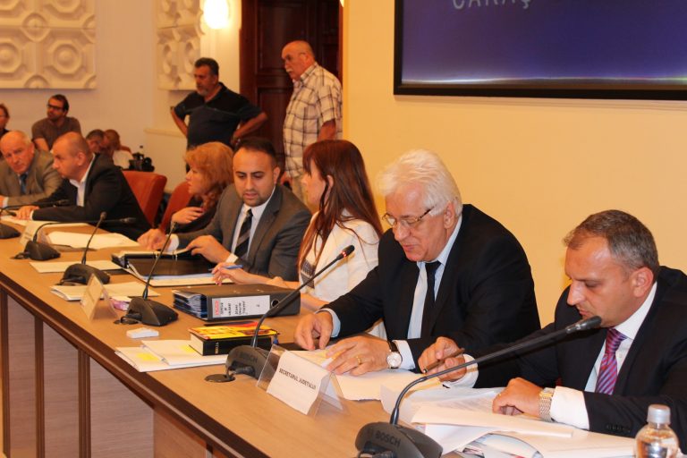 Vela a pierdut partida în Caraș