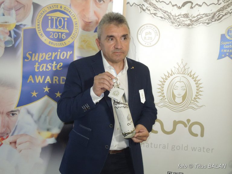 Produsă în Banat, vândută în toate colţurile lumii. AUR’A, apa minerală naturală a ajuns până şi în Asia
