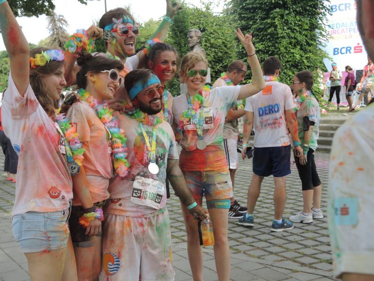 Alergare multicoloră pentru scopuri nobile-VIDEO