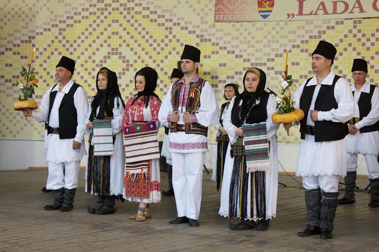 Ghiroda o comună cu mai multe ansambluri folclorice