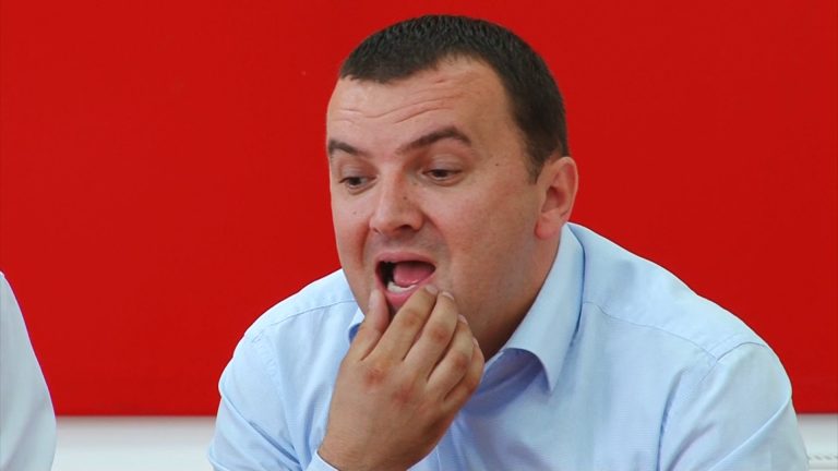 Călin Dobra, speriat de împuşcături!