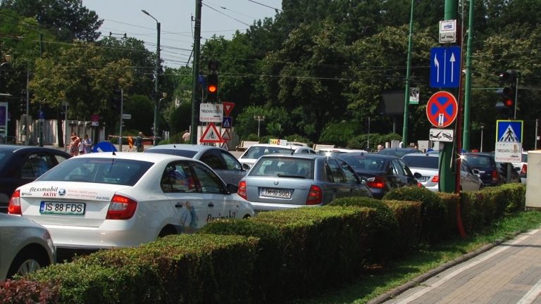 Se anunță o lună cu trafic de COȘMAR în Timișoara. Cei plecați în concediu sunt norocoși