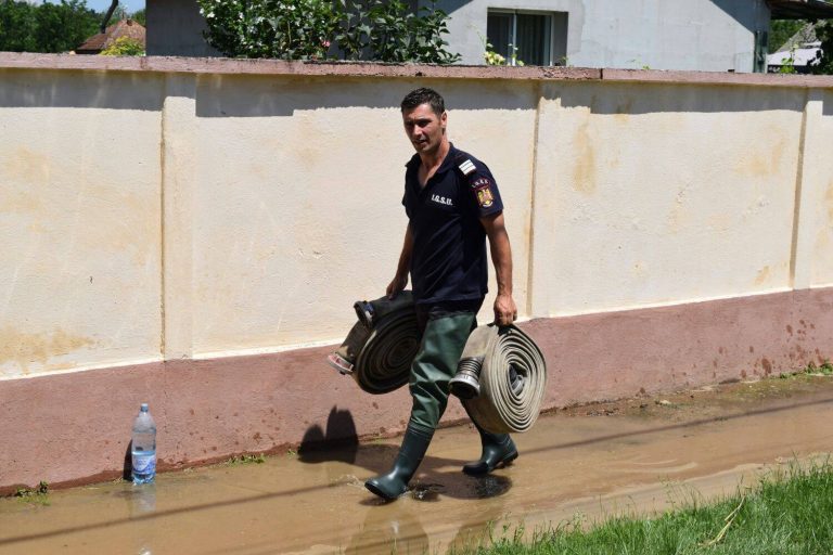 4 situații de urgență în județul Timiș. Vezi unde au intervenit pompierii