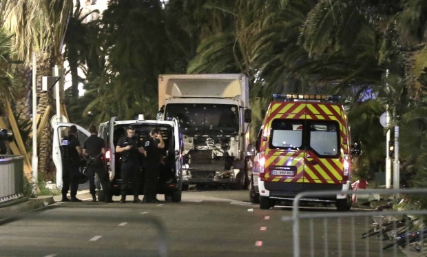 Statul Islamic amenință cu noi atacuri în Franța