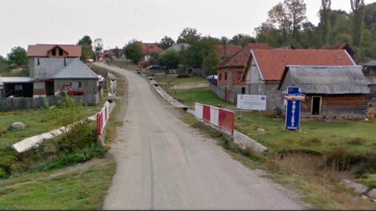 3 ani și 3 luni de închisoare pentru că l-a amenințat pe vecin că-l omoară…