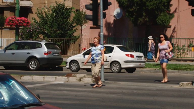 Noile semafoare din Timișoara pun în dificultate și pietonii și șoferii-VIDEO
