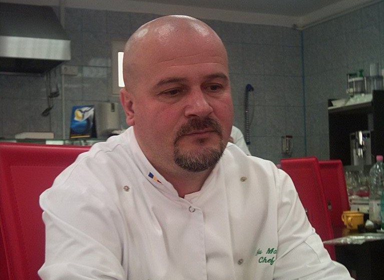 Bucătăria e ca şi moda vestimentară. Restaurantele românești, de la salam prăjit cu cartofi, la utilaje ”self cooking”