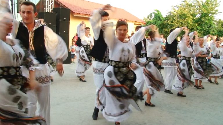 ”Ghiocelul”, păstrătorul folclorului autentic bănățean din Giroc