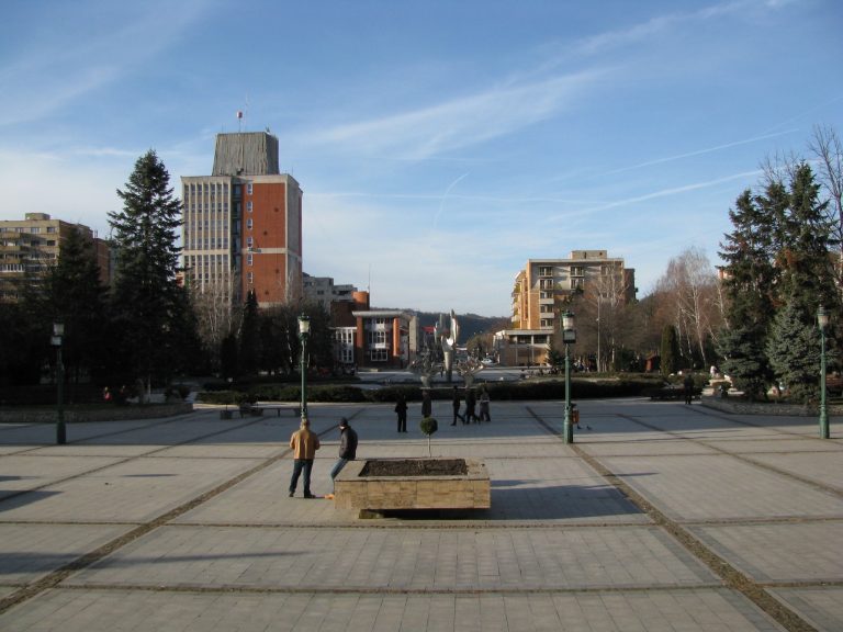 Un municipiu din Banat, îngropat în datorii de zeci de milioane de euro și dobânzi uriașe, până în… 2032!