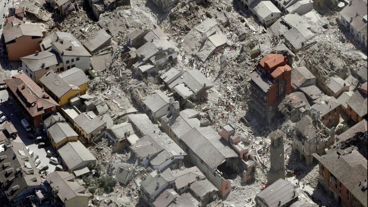 Cutremurele din Italia au deplasat solul cu 20 de centimetri