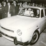 dacia Nicolae_Ceausescu_driving_the_first_Dacia_car