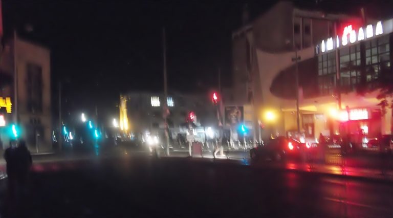 Welcome și Bienvenue la Timișoara, orașul european îngropat în întuneric!