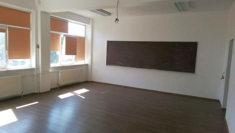 A început reabilitarea școlilor din Timișoara, pentru noul an școlar