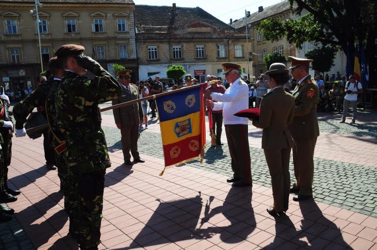 Militarii bănățeni au sărbătorit primii o sută de ani-VIDEO