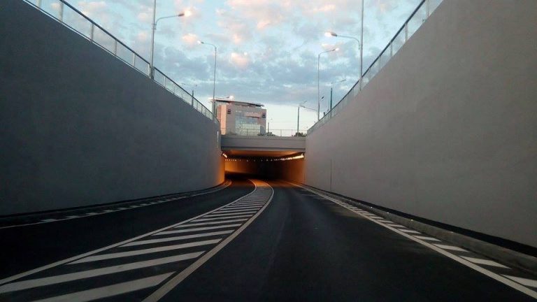 Atenție, șoferi! Se închide circulația prin pasajul Michelangelo