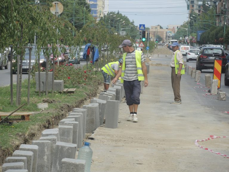 Bordura inteligentă cedează prima (la intemperii și șocuri)