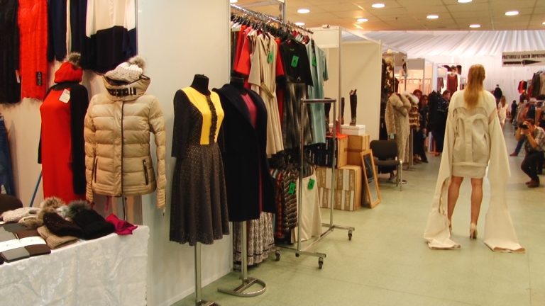 Salonul Industriei Ușoare pune la dispoziția timișorenilor noile tendințe în modă, din 7 septembrie, în Timișoara-VIDEO