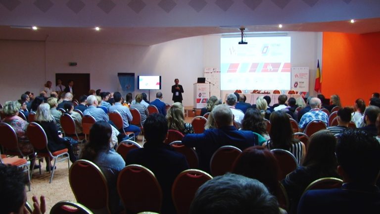 Medicii rezidenți, dar și doctorii profesioniști au ocazia să participe la ”Cursul Național de Ghiduri și Protocoale în Anestezie Terapie Intensivă și Medicină de Urgență”, la Timișoara – VIDEO