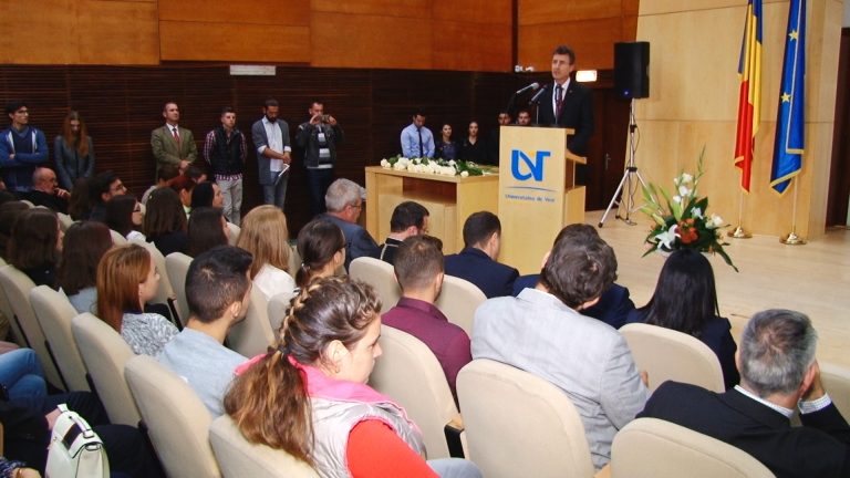 UVT a început anul academic altfel! Ce surprize îi așteaptă pe studenții din anul I și nu numai? VIDEO