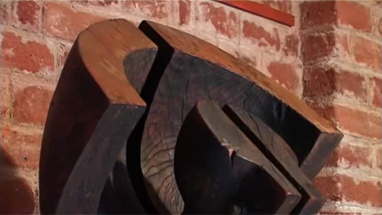 Vis de lemn şi metal