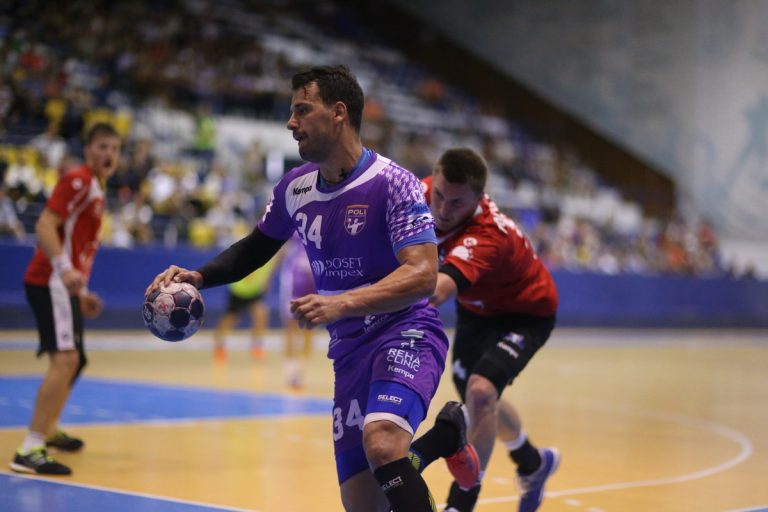 Politehnica strălucește și în campionat, 28-20 cu Turda