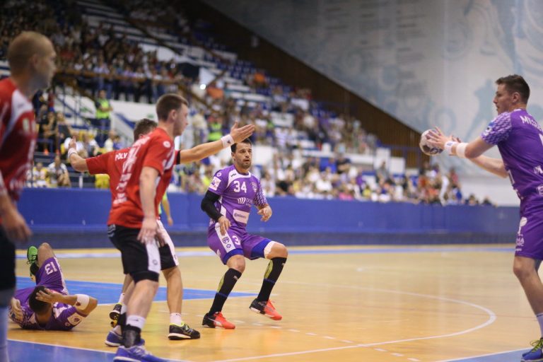 Nedreptățită de arbitraj, Politehnica pierde la București