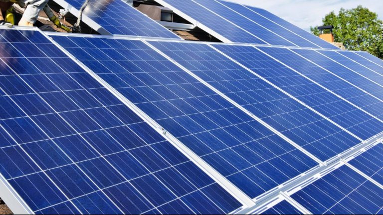 Panouri solare, pompe de căldură și instalații de iluminat ecologice la un spital din Banat!