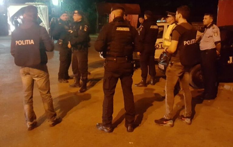 Tot mai mulți drogați în Timișoara! Vezi câți drogați a prins Poliția la festivalul de muzică de la Muzeul Satului Bănățean!…