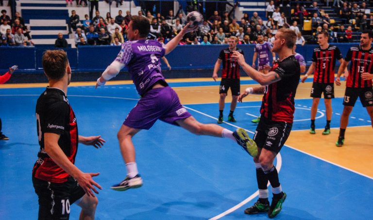 Visul continuă în Cupa EHF! Politehnica s-a calificat în ultimul tur preliminar