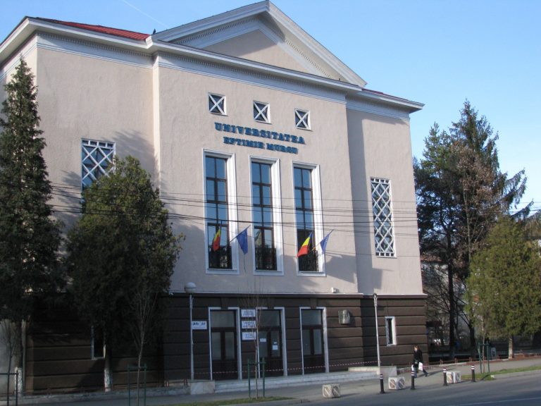 SUNTEM CODAȘI! O universitate din Banat, pe ultimul loc în topul instituțiilor de învățământ superior din România