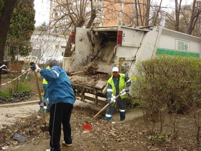 Se mai ține cont și de părerea timișorenilor. Taxa pe gunoi, în dezbatere publică