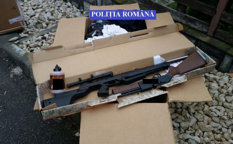 Băi, România nu-i America! Nu trimiți arme cu poșta. Nici măcar cu aer comprimat!…