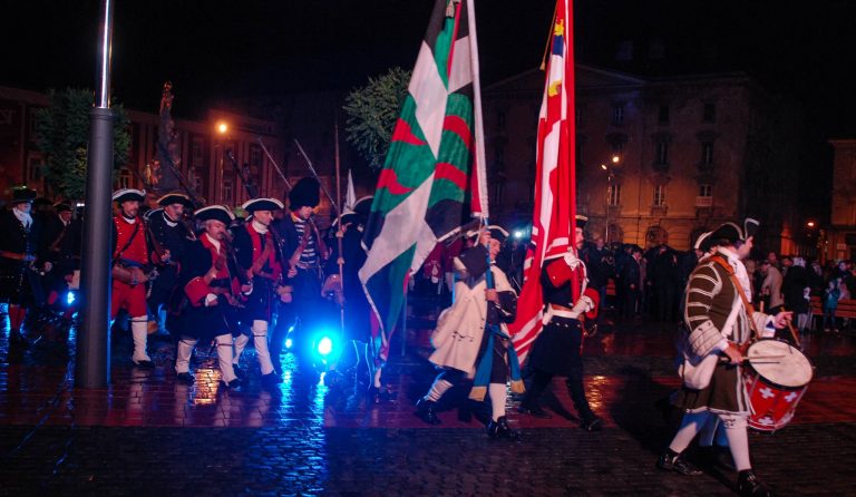 Spectacol grandios în Piața Libertății. Aniversăm 300 de ani de intrarea lui Eugeniu de Savoya în Cetatea Timișoarei. FOTO