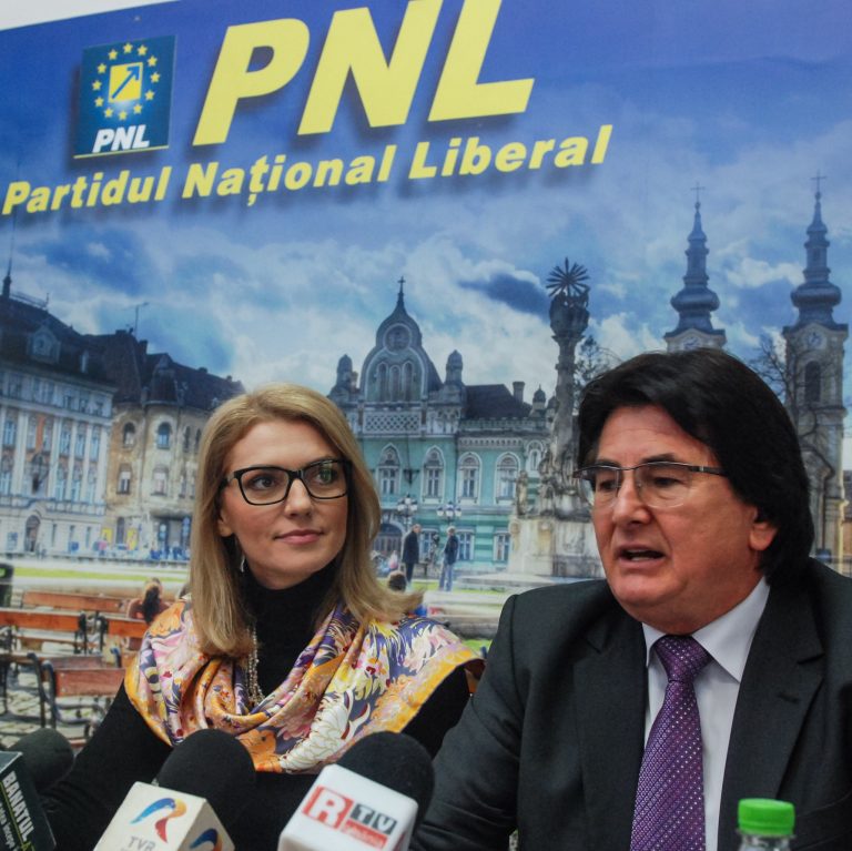 Și Robu demisionează: a pune totul în cârca Alinei Gorghiu este profund incorect