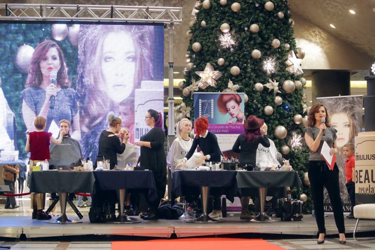 Machiaje strălucitoare și zeci de premii acordate timișorenilor, duminică seara, la Iulius Mall