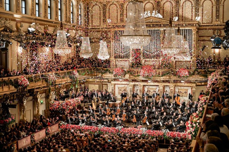 O şansă unică de a mai prinde bilete la Concertul de Anul Nou al Operei din Viena! Bănăţenii pot participa la licitaţie