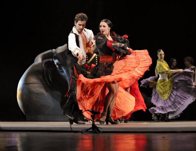 Tainele flamenco-ului, dezvăluite timişorenilor de trei artişti spanioli