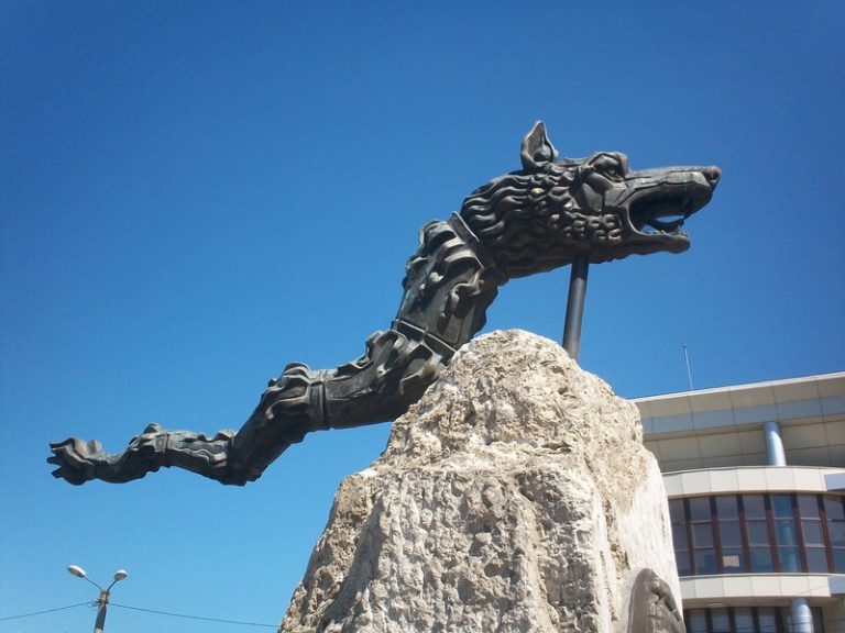 Sub semnul lupului! 30 noiembrie – Sfântul Andrei sau prima zi a Anului Nou dacic?