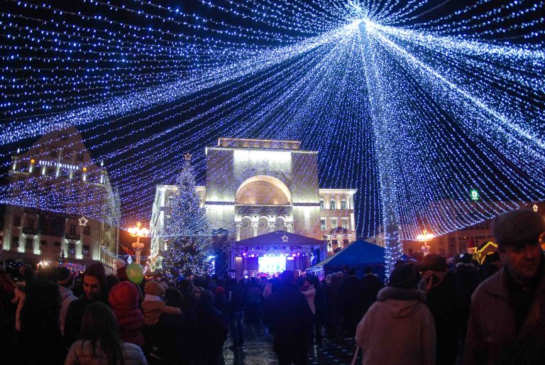 1 Decembrie în Piața Victoriei din Timișoara. S-a stabilit programul complet