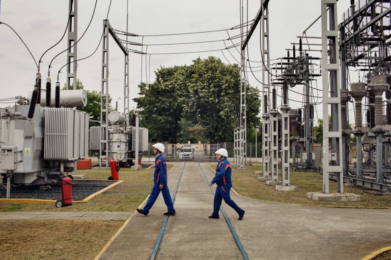 Enel lasă timişorenii şi fără apă, nu doar fără electricitate