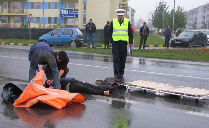 Spulberată pe trecerea de pietoni! O femeie de 59 de ani, accidentată mortal de un tânăr de 26