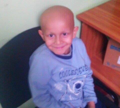 Un băiețel de cinci ani, din Nădrag, care suferă de leucemie, are nevoie de ajutorul nostru