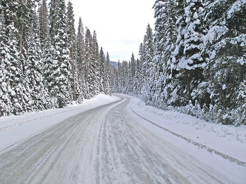Toamna vine iarna! Un drum național se închide circulației din cauza condițiilor meteo