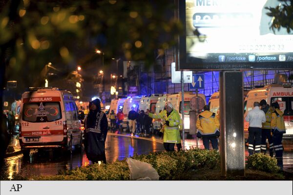 Cel puţin 35 de persoane au fost ucise, iar alte 40 au fost rănite în atacul armat comis de Revelion într-un club de noapte din oraşul turc Istanbul-VIDEO