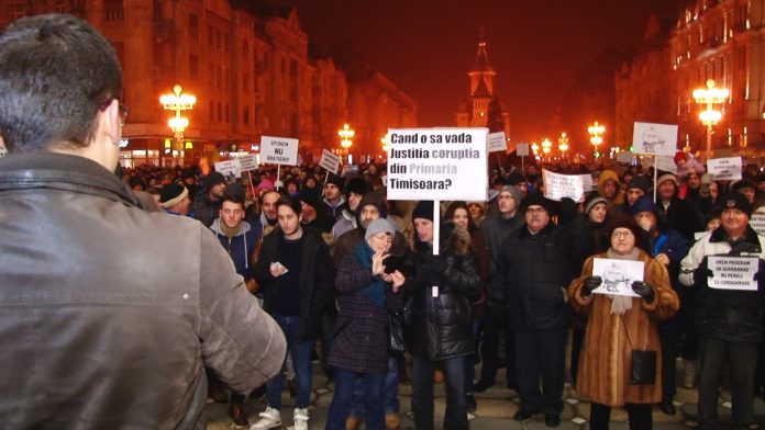 5.000 de protestatari la mitingul anti-grațiere de la Timișoara.Still006