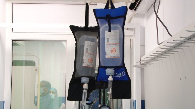 În spital, după ce s-au otrăvit singuri!