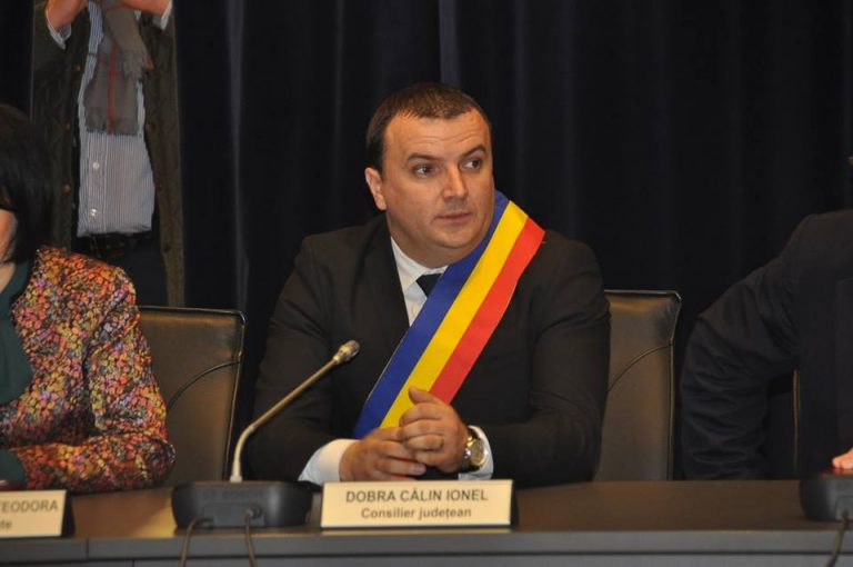 Consiliul Judeţean Timiş are un nou lider. Călin Dobra îi ia locul lui Sorin Grindeanu-VIDEO
