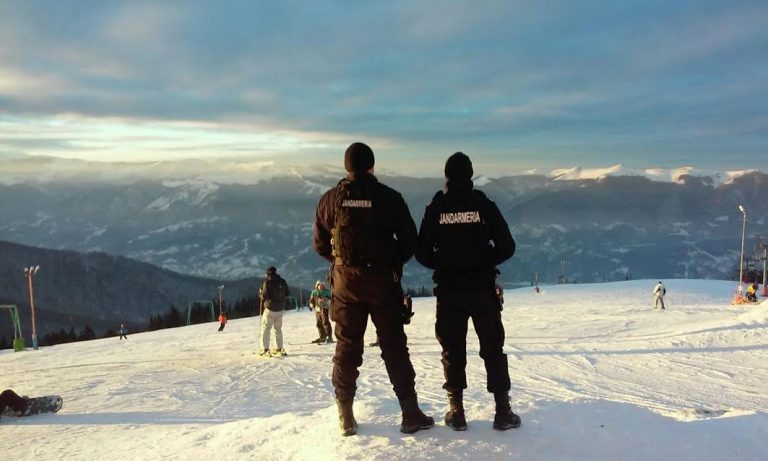 Jandarmii timişoreni au avut de lucru, la Straja, cu beţivi şi drogaţi
